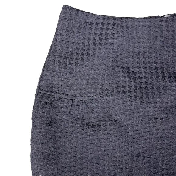 H&M Black Patterned Skirt Women Size 12 Short Ruched Barrel Hip Center Back Zip - Picture 4 of 5